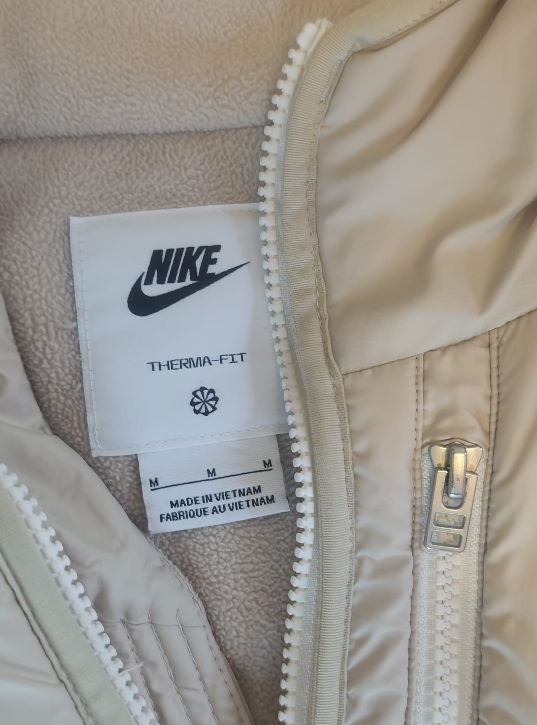 Nike Vintage Windbreaker Jacke Beige – Y2K Retro Style