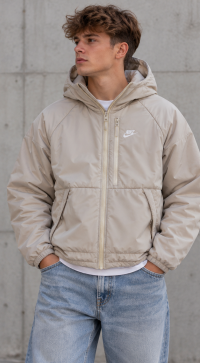 Nike Vintage Windbreaker Jacke Beige – Y2K Retro Style